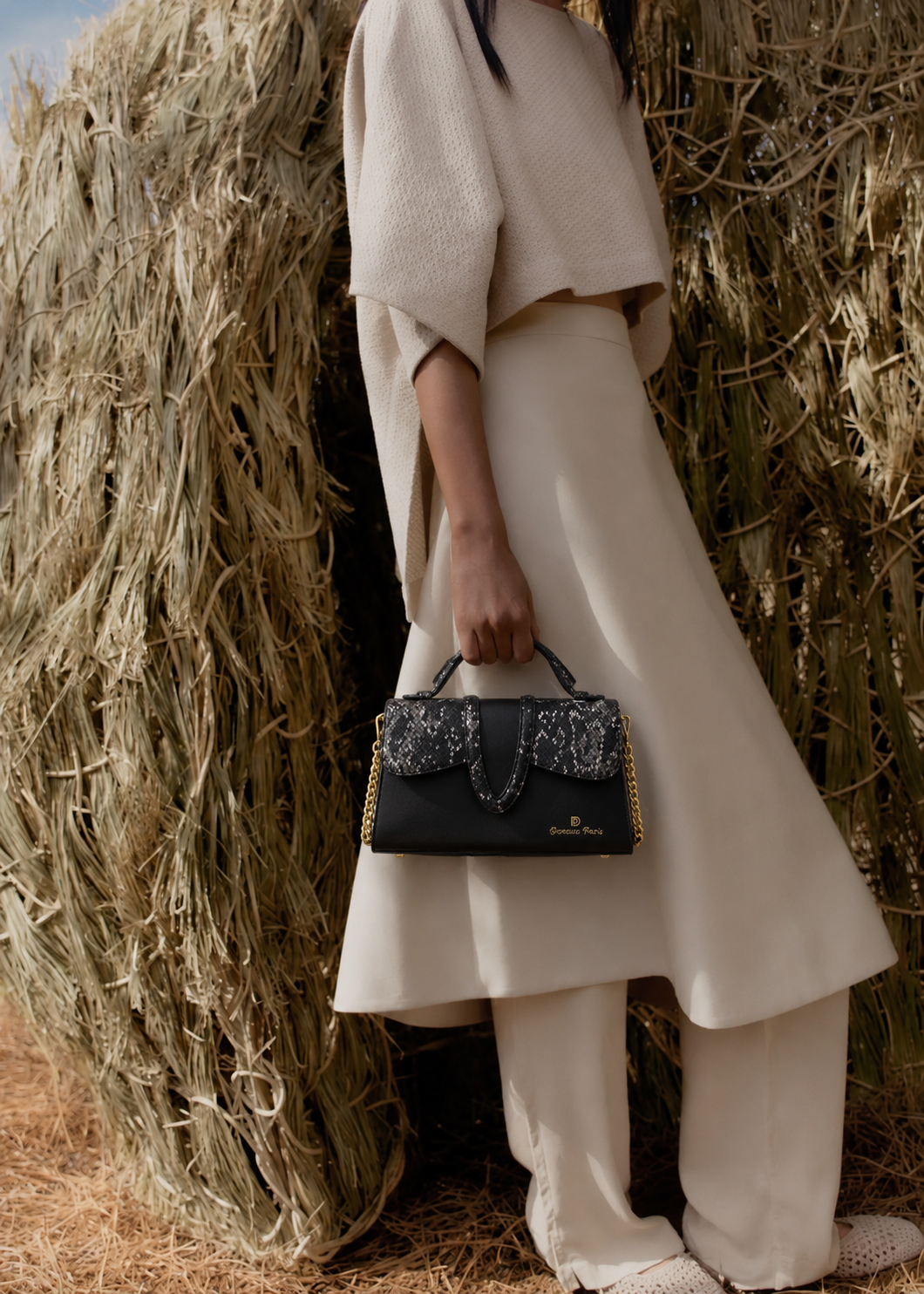 Sac à main Nabila — format 28 × 9 × 15 cm — Deveaux Paris