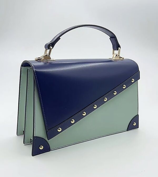 Sac à main Dashana — format 27 × 17 × 10 cm en cuir de vachette — Deveaux Paris